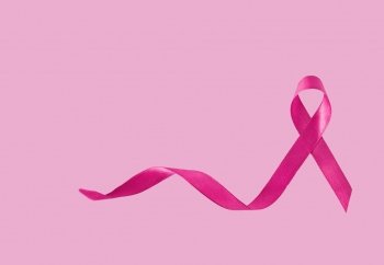 Brindes personalizados no Outubro Rosa: o valor real de um gesto com propsito