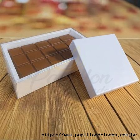 CAIXA BRANCA C/ CHOCOLATE