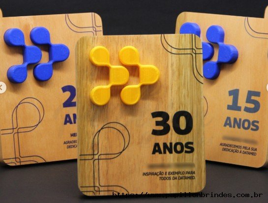 Placa em madeira reflorestada com Impresso UV