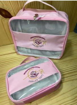 Necessaire com visor transparente